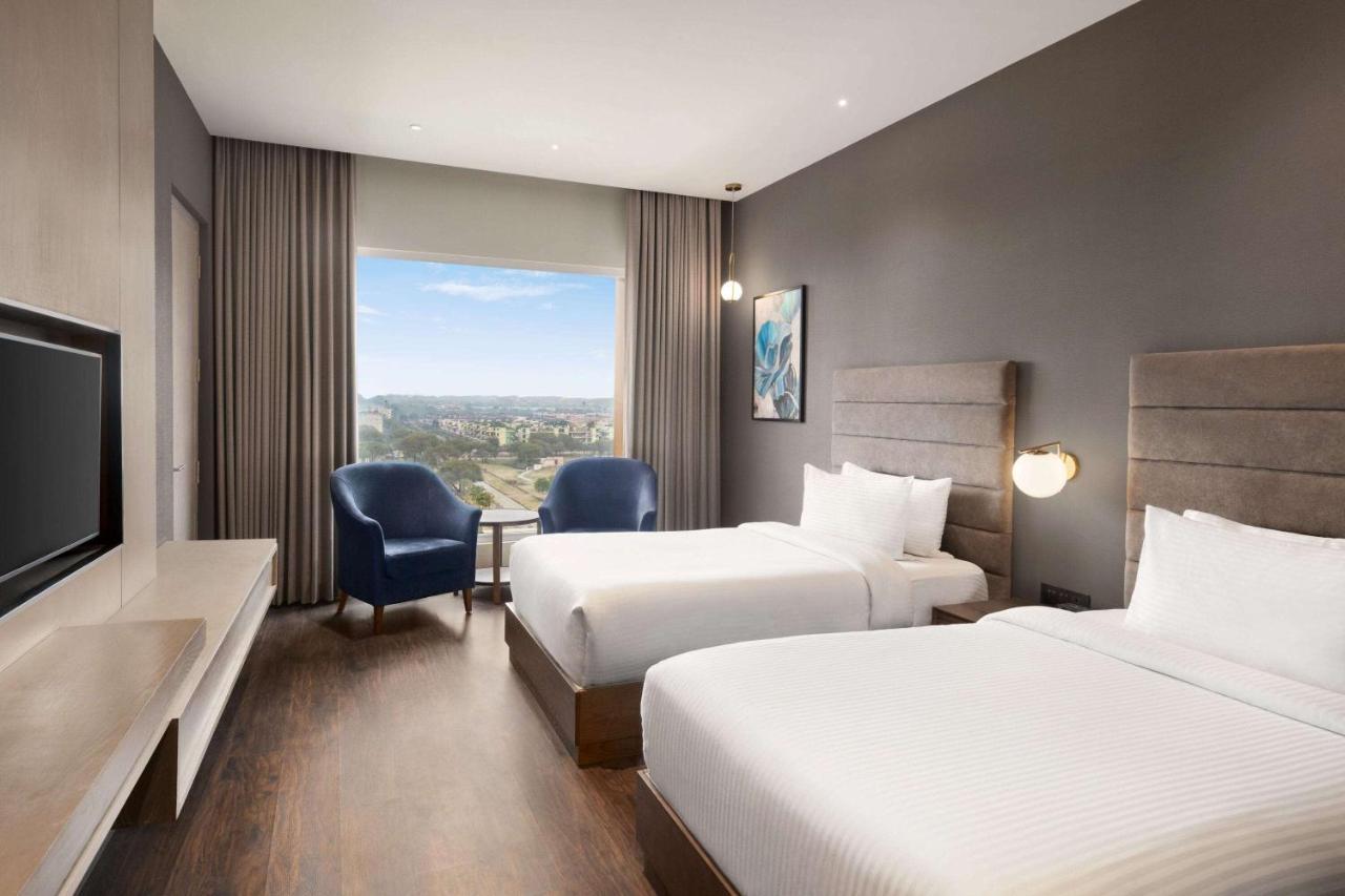 Wyndham Chandigarh Mohali Kültér fotó